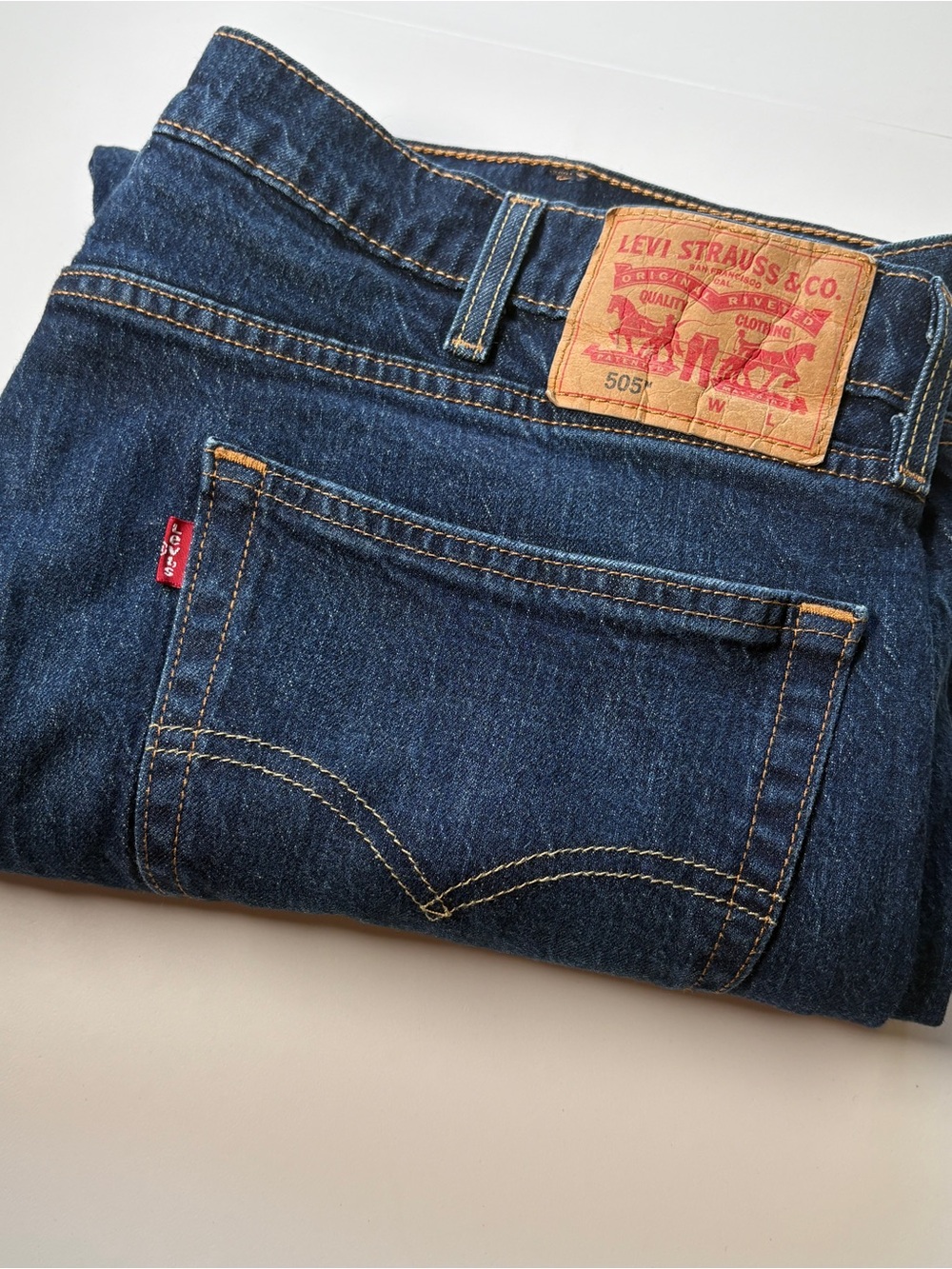Levi’s 505 Straight Leg Jeans 40x36 Dark Wash Indigo Blue 90s Grunge Skater.